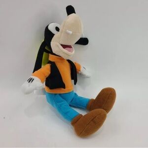 Disney Goofy Plush With the RARE Black Vest!  About 12" Tall Pre-Owned and CLEAN